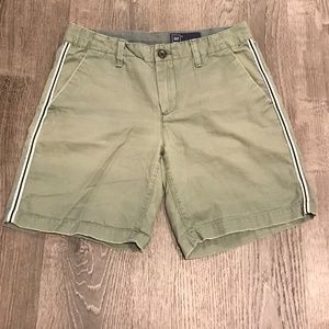 Gap green boy short 100% cotton